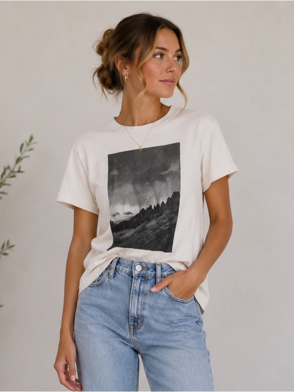 Original Use Graphic T-Shirt Size Small White Mountain Landscape Tee